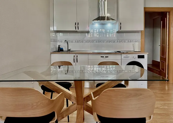 Comodo A Un Paso Del Centro De La Charra 6 Apart-37-278